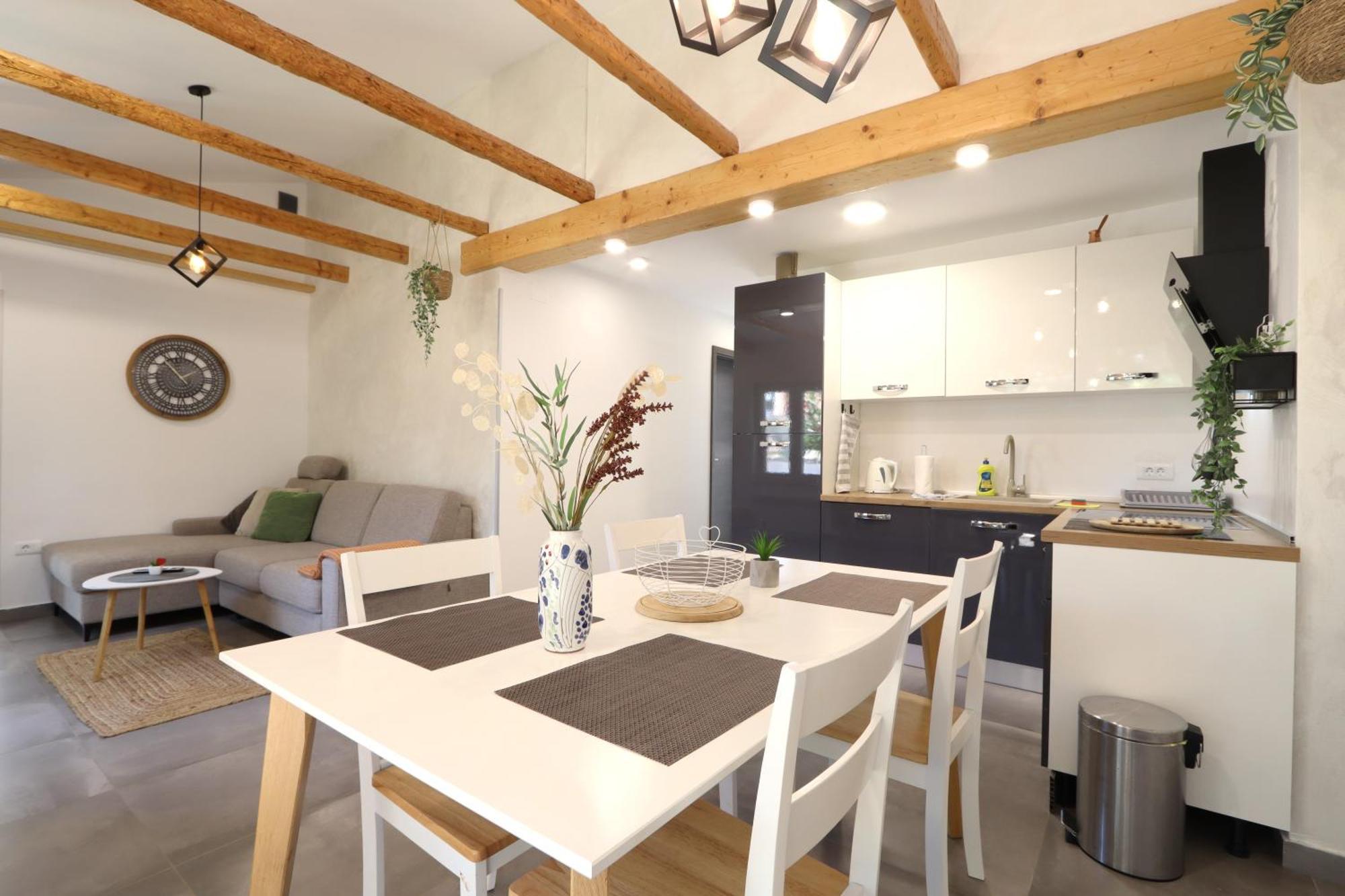 Holiday House "Laurus Garden" With Private Parking Medulin Exterior photo